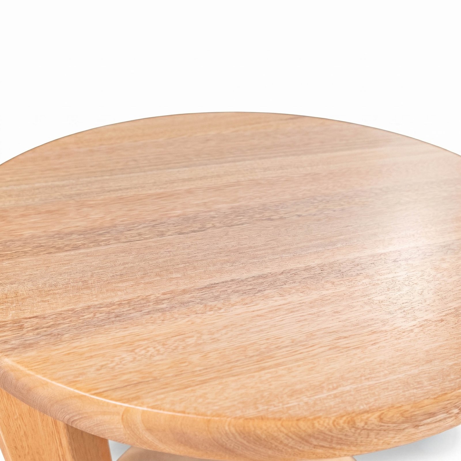 Mesa auxiliar Marruecos de diseño circular en madera flor morado para salas premium en Bogotá